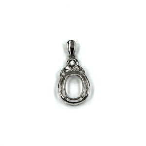 Oval Pendant with Oval Mounting in Sterling Silver 9x11mm