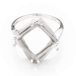 Cross-Over Ring with Square Mounting in Sterling Silver 11x11mm