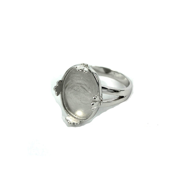 Tapered Ring with Oval Bezel Mounting in Sterling Silver 13x17mm