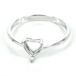 Heart-shaped gallery ring with heart prong setting in sterling silver 7x7mm